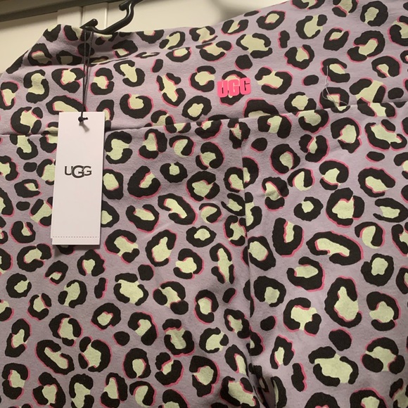 UGG Other - UGG MULTI COLOR LEGGING.